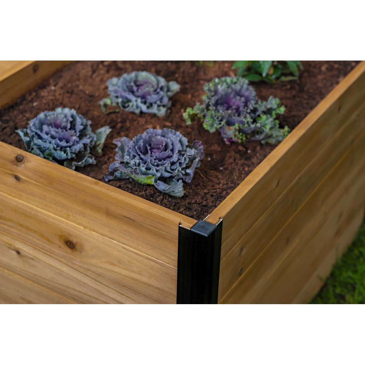 Mezza Keyhole Composting Wood Raised Garden Bed